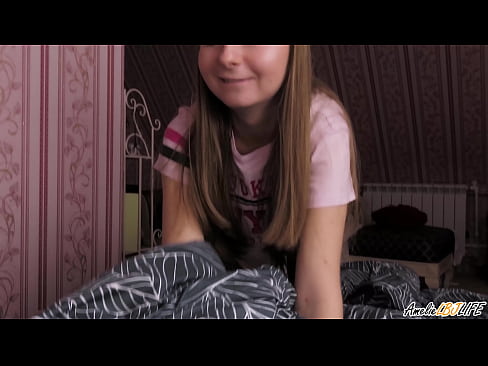 ❤️ Blondie suig haar BFF's diep en kry cum in haar mond Porno fb op af.shadbase-xxx.ru